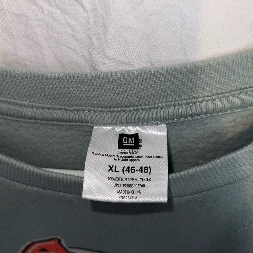 Crewneck - Picture 5 of 6